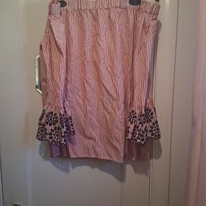 beachlunchlounge Red & White Striped Blouse with Embroidered Hem. Off Zth